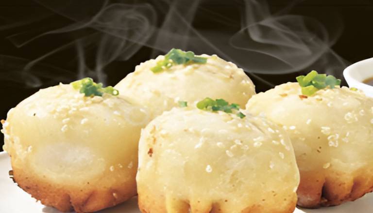 4. Pan-Fried Pork Buns 招牌生煎包